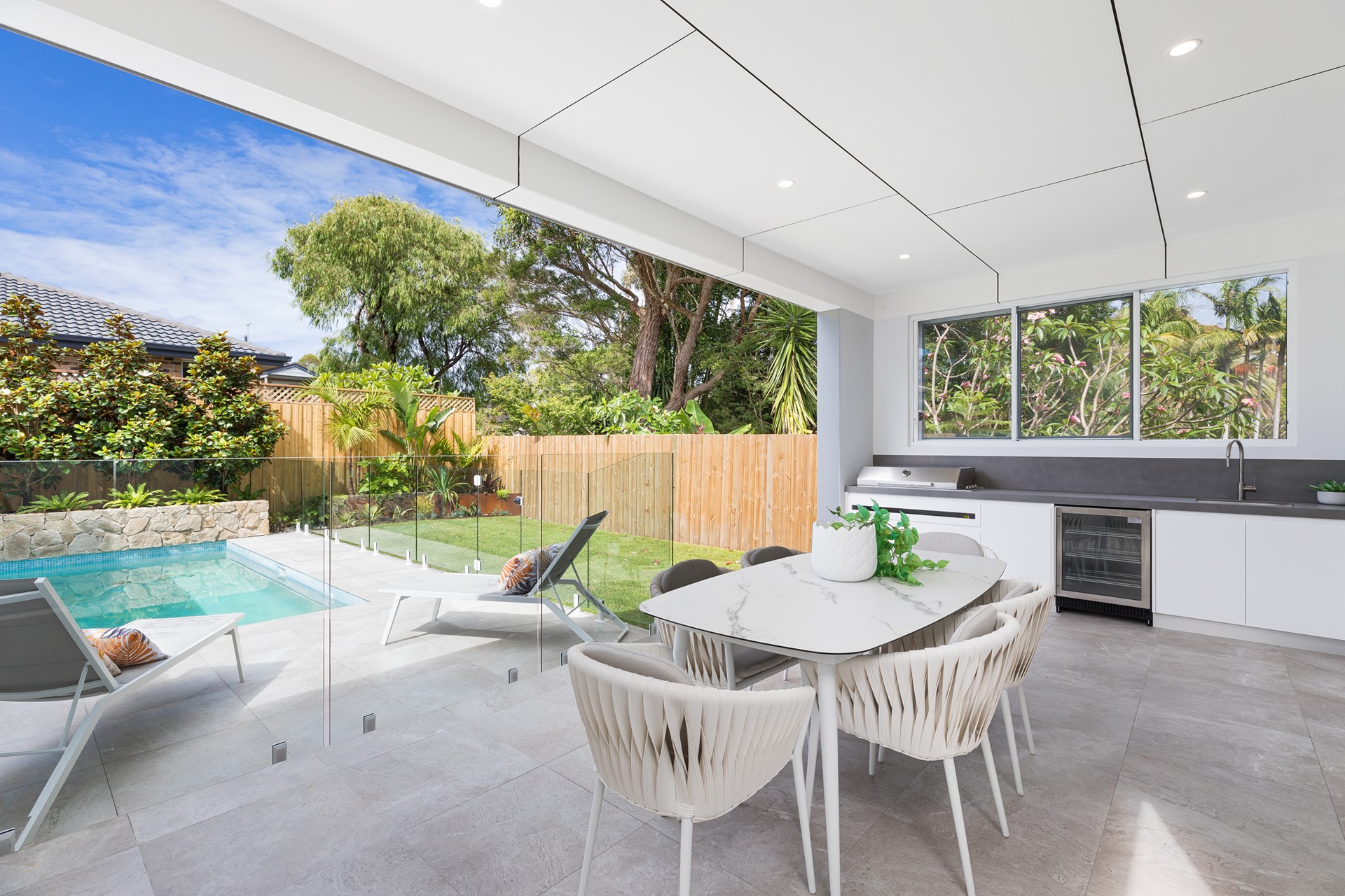 12 Ambyne St, Woolooware 2